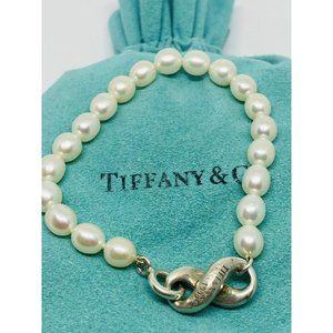 Tiffany & Co. Sterling Silver 20 Pearl Infinity Bracelet 7” Bracelet Pouch